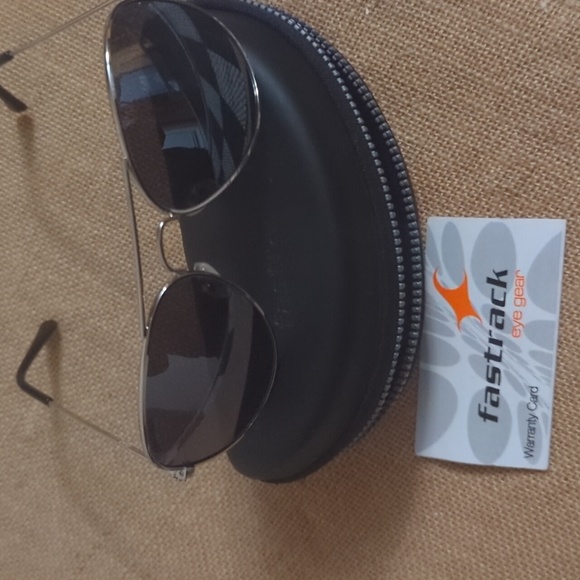 FASTRACK EYEGEAR AVIATORS - Picture 7 of 9